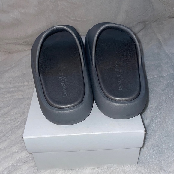 NWT J/SLIDES SQUISH Grey EVA Sandal - Picture 10 of 15